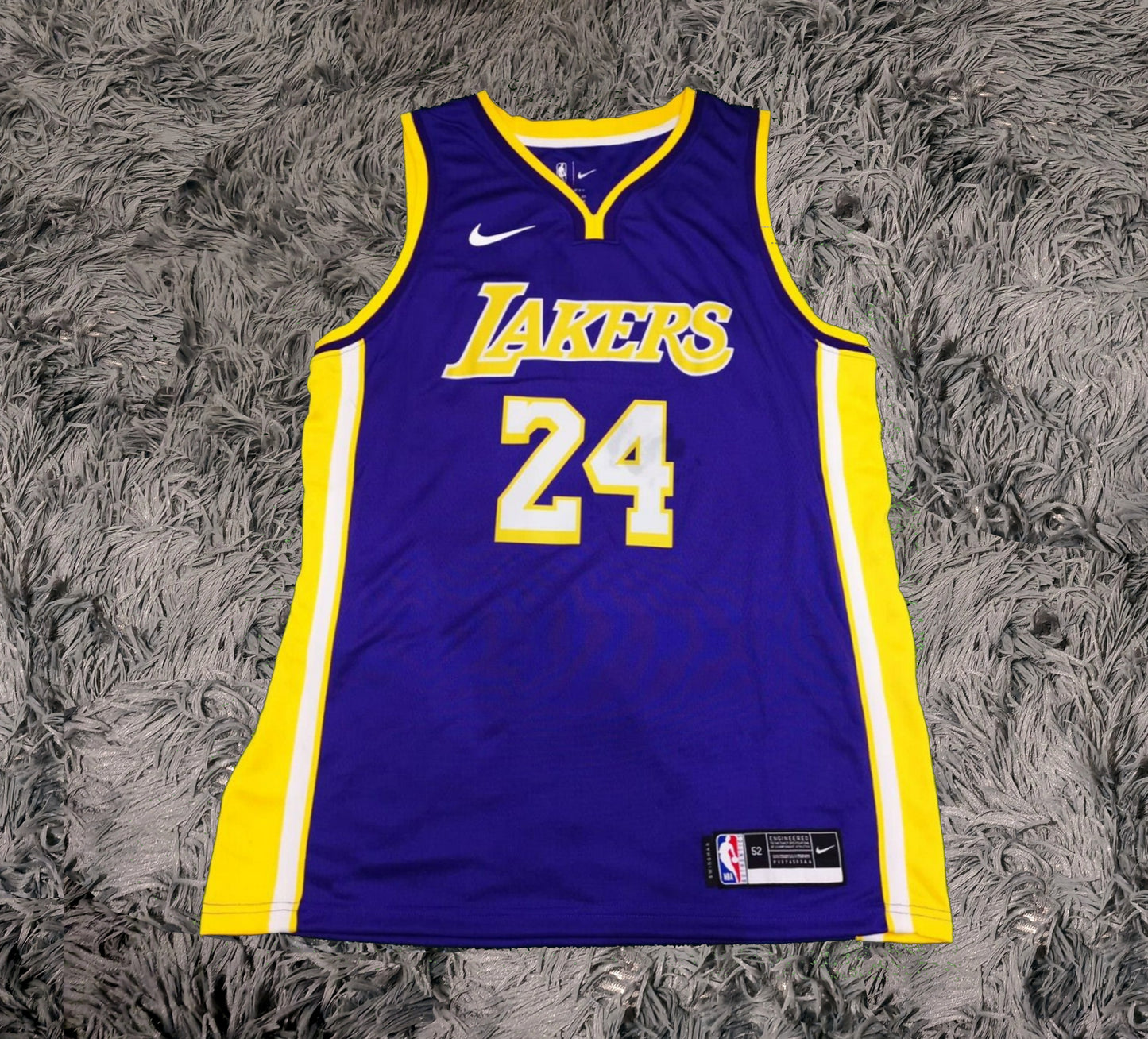 Kobe Bryant Signed LA Lakers #24 Home Jersey Shirt - COA - Signature Version