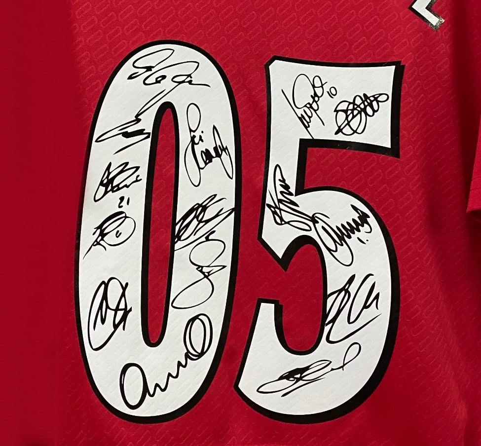 Liverpool Full Team Signed Istanbul 04/05 Jersey Shirt - COA - Signature Version