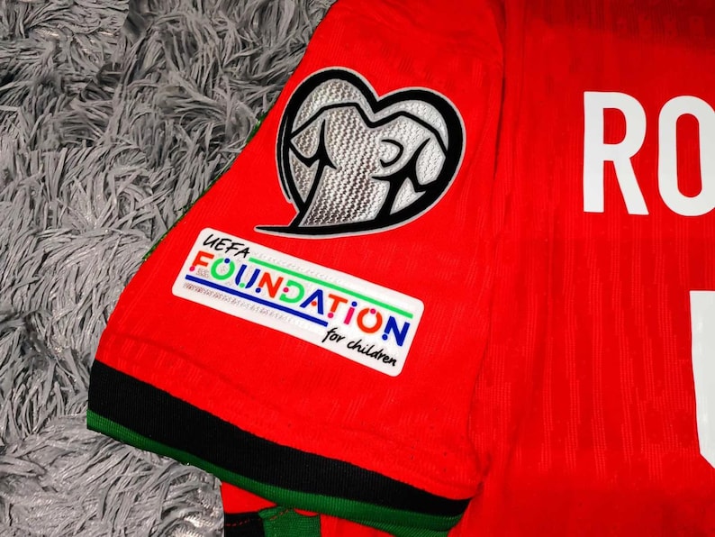 Cristiano Ronaldo Signed Portugal 23/24 Home Jersey Shirt - COA - Signature Version